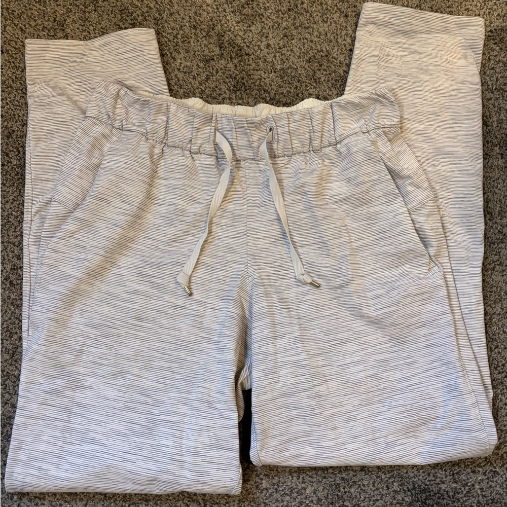 Lululemon On The Fly Pant *27"